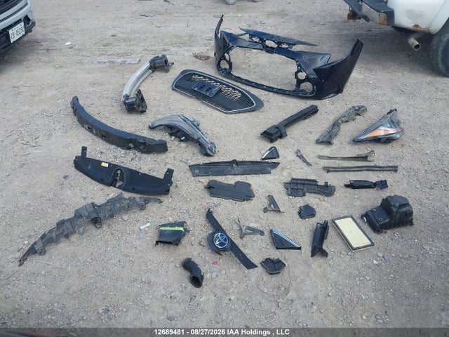 12689481 :رقم المزاد ، 5YFBPRBE7LP016420 vin ، 2020 Toyota Corolla Xle مزاد بيع