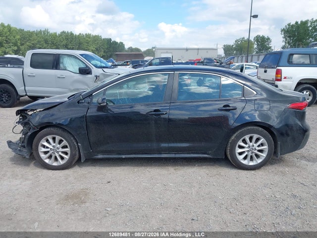 12689481 :رقم المزاد ، 5YFBPRBE7LP016420 vin ، 2020 Toyota Corolla Xle مزاد بيع
