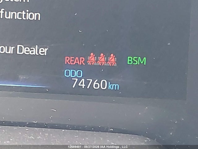 12689481 :رقم المزاد ، 5YFBPRBE7LP016420 vin ، 2020 Toyota Corolla Xle مزاد بيع