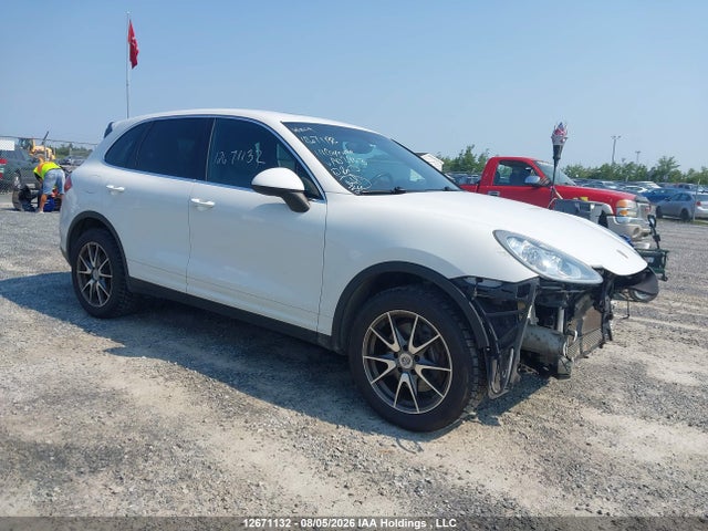 Porsche Cayenne Platinum Edition 2014 WP1AA2A20ELA02963 главное изображение