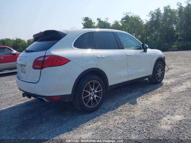 Porsche Cayenne Platinum Edition 2014 WP1AA2A20ELA02963 Image 4