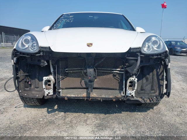 Porsche Cayenne Platinum Edition 2014 WP1AA2A20ELA02963 Image 6