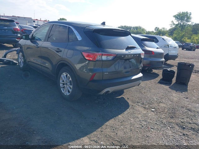 Ford ESCAPE SE 2020 1FMCU0G60LUA88620 Image 3