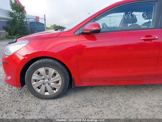 12689543 :رقم المزاد ، 3KPA24AB3JE065892 vin ، 2018 Kia Rio Lx/s مزاد بيع