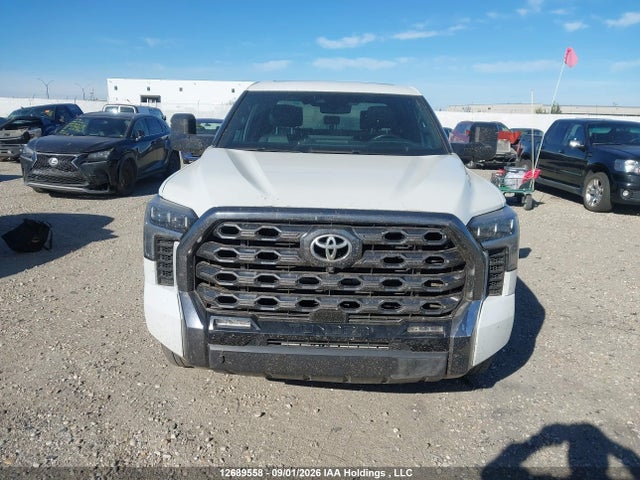 5TFNA5EC8NX008042 Toyota Tundra Platinum