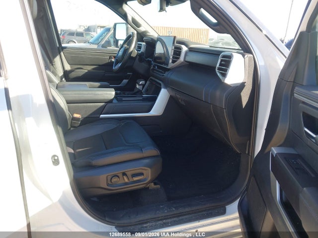 5TFNA5EC8NX008042 Toyota Tundra Platinum