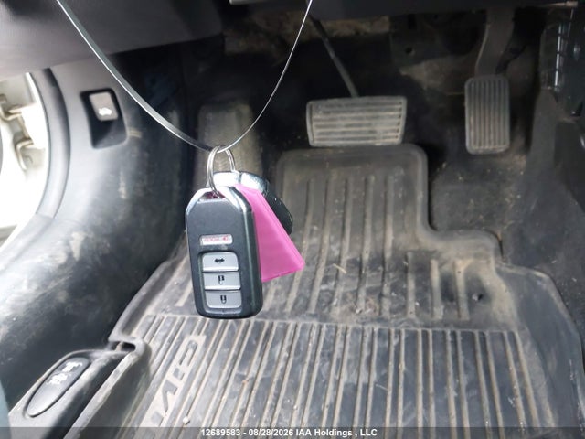 Продажа на аукционе авто 2015 Honda Civic Lx, vin: 2HGFB2F5XFH025352, номер лота: 12689583