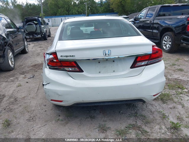 Продажа на аукционе авто 2015 Honda Civic Lx, vin: 2HGFB2F5XFH025352, номер лота: 12689583