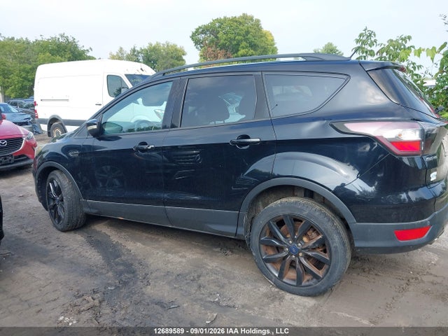 12689589 :رقم المزاد ، 1FMCU9J90HUA97669 vin ، 2017 Ford Escape مزاد بيع