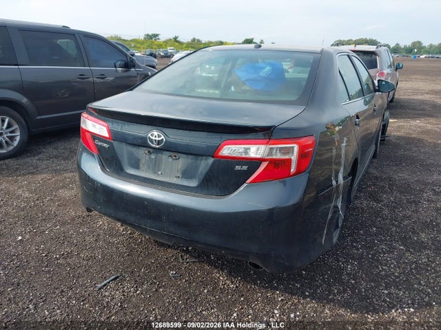 12689599 :رقم المزاد ، 4T1BF1FK9CU059336 vin ، 2012 Toyota Camry Se مزاد بيع