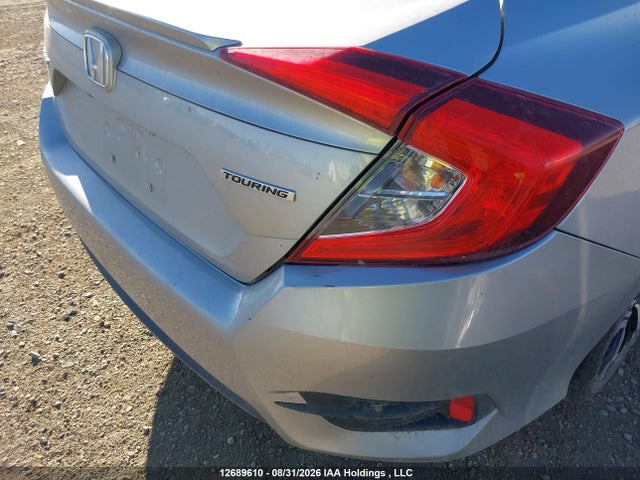 Продажа на аукционе авто 2018 Honda Civic Touring, vin: 2HGFC1F9XJH108010, номер лота: 12689610