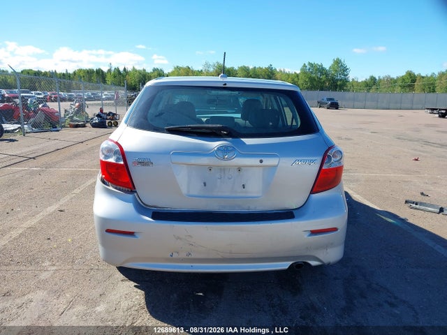 12689613 :رقم المزاد ، 2T1KU4EE0AC226426 vin ، 2010 Toyota Corolla Matrix مزاد بيع