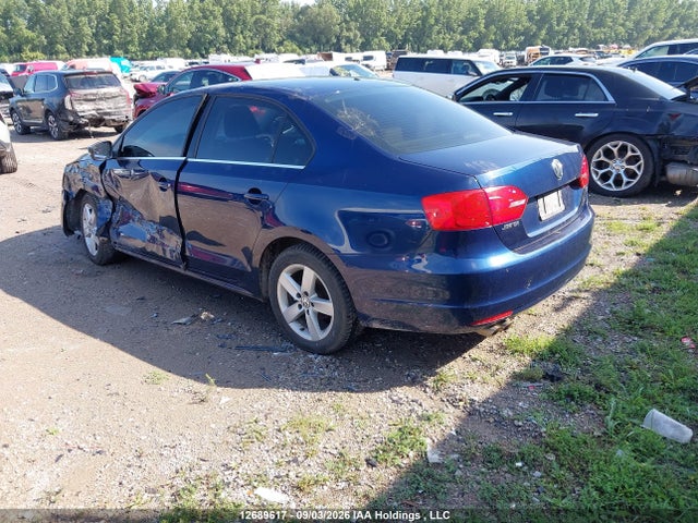 12689617 :رقم المزاد ، 3VWDL7AJXDM418090 vin ، 2013 Volkswagen Jetta 2.0 Tdi Comfortline مزاد بيع