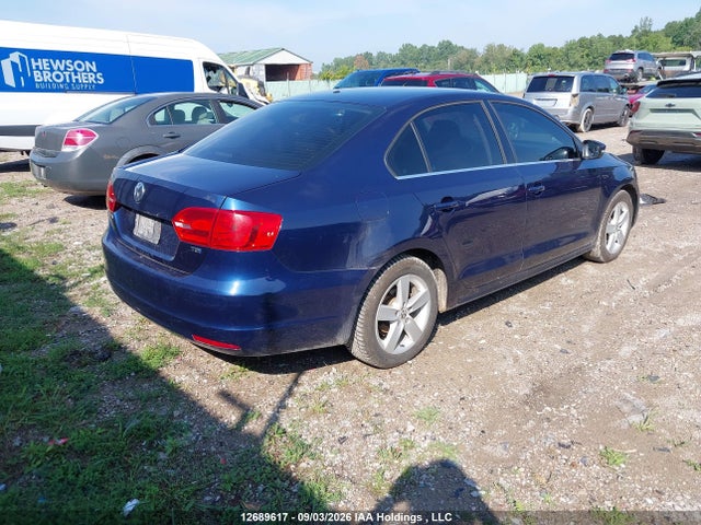 12689617 :رقم المزاد ، 3VWDL7AJXDM418090 vin ، 2013 Volkswagen Jetta 2.0 Tdi Comfortline مزاد بيع