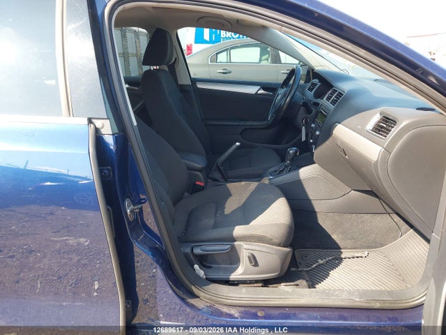 12689617 :رقم المزاد ، 3VWDL7AJXDM418090 vin ، 2013 Volkswagen Jetta 2.0 Tdi Comfortline مزاد بيع