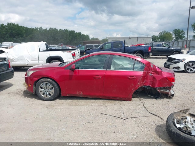 1G1PC5SB1E7103596 Chevrolet Cruze 1lt