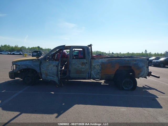 12689652 :رقم المزاد ، 3D7MX48C56G128120 vin ، 2006 Dodge Ram 3500 St/slt مزاد بيع