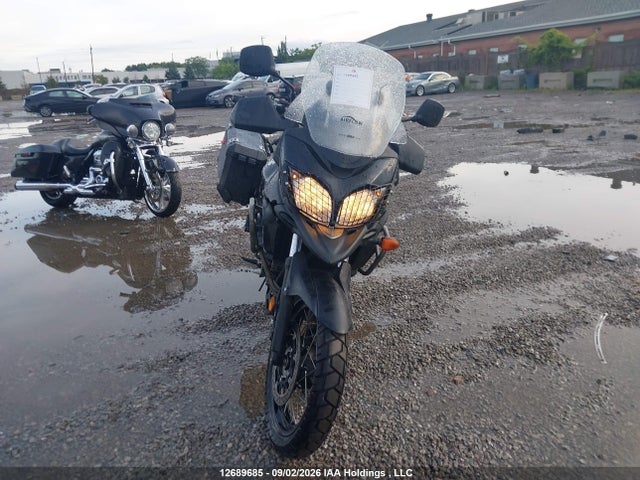 12689685 :رقم المزاد ، JS1VP56A3G2100200 vin ، 2016 Suzuki Dl650 A مزاد بيع
