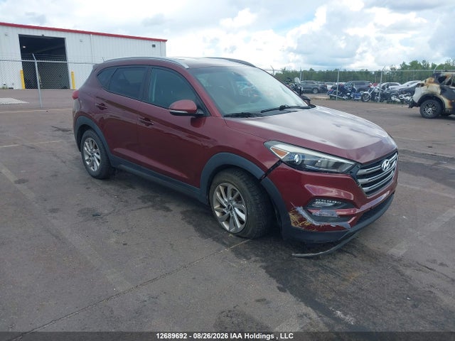 2016 Hyundai Tucson Premium მანქანა იყიდება აუქციონზე, vin: KM8J3CA44GU060473, აუქციონის ნომერი: 12689692