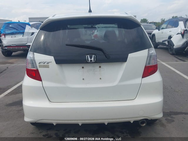 2013 Honda Fit მანქანა იყიდება აუქციონზე, vin: LUCGE8H77D3004918, აუქციონის ნომერი: 12689696