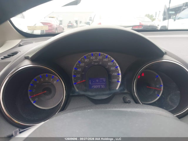 2013 Honda Fit მანქანა იყიდება აუქციონზე, vin: LUCGE8H77D3004918, აუქციონის ნომერი: 12689696