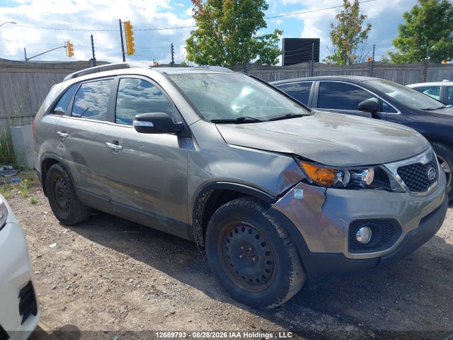 Продажа на аукционе авто 2013 Kia Sorento, vin: 5XYKUDA21DG334333, номер лота: 12689793