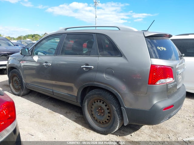 Продажа на аукционе авто 2013 Kia Sorento, vin: 5XYKUDA21DG334333, номер лота: 12689793
