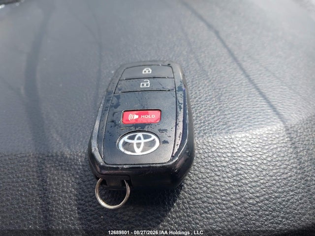 Toyota Corolla Cross Le 2022 7MUCAABG1NV030497 Image 11