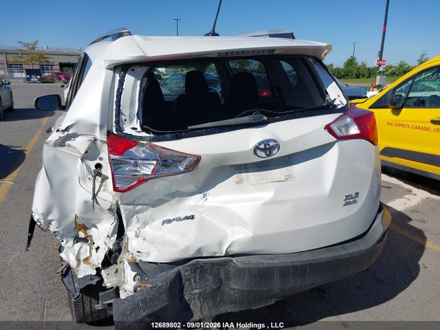 Toyota Rav4 Xle 2015 2T3RFREV9FW281654 Image 17