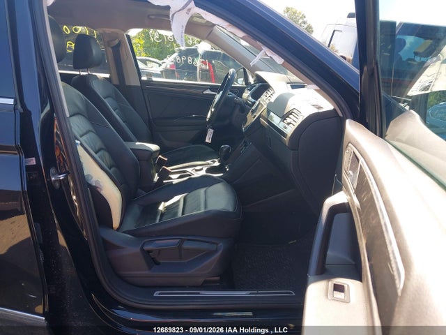 3VV4B7AX0LM097087 Volkswagen Tiguan Sel Premium R-line