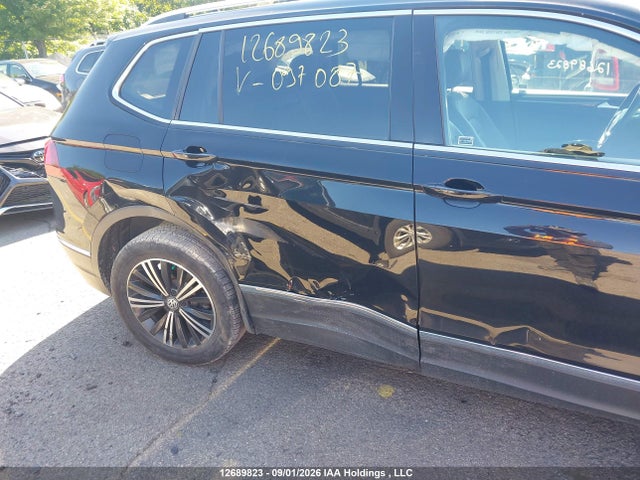 Продажа на аукционе авто 2020 Volkswagen Tiguan Sel Premium R-line, vin: 3VV4B7AX0LM097087, номер лота: 12689823