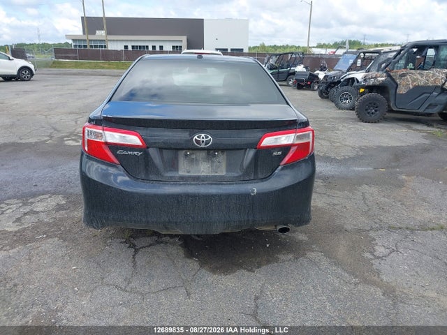 12689835 :رقم المزاد ، 4T1BF1FK0CU576038 vin ، 2012 Toyota Camry مزاد بيع
