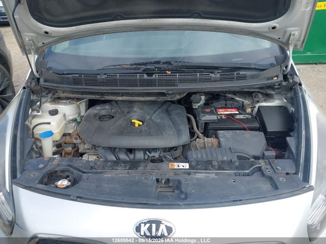 KNAHT8A39E7040848 KIA Rondo