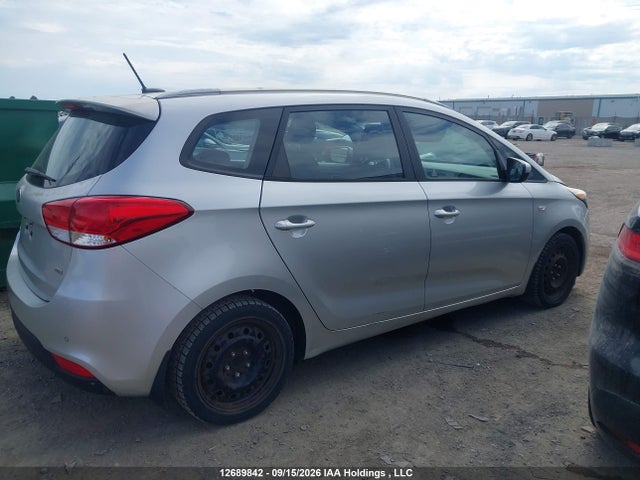 KNAHT8A39E7040848 KIA Rondo