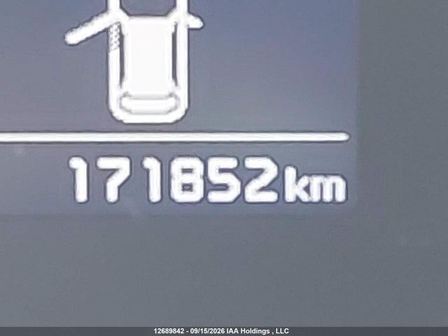 KNAHT8A39E7040848 KIA Rondo