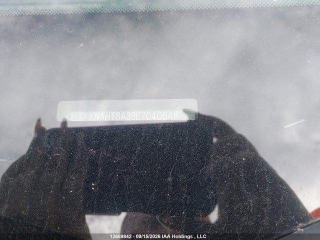 KNAHT8A39E7040848 KIA Rondo