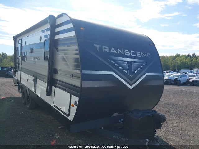 12689878 :رقم المزاد ، 573TT2729N8821350 vin ، 2022 Grand Design Travel Trailer مزاد بيع