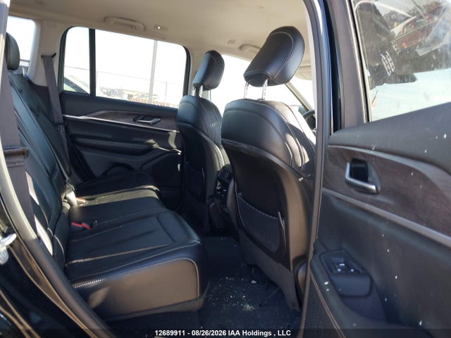 Продажа на аукционе авто 2023 Jeep Grand Cherokee Limited, vin: 1C4RJHBG4PC540019, номер лота: 12689911