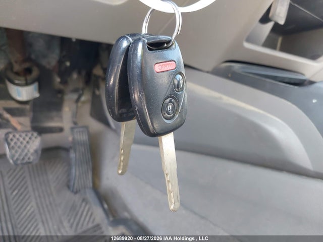 2006 Honda Civic მანქანა იყიდება აუქციონზე, vin: 1HGFA15856L808901, აუქციონის ნომერი: 12689920
