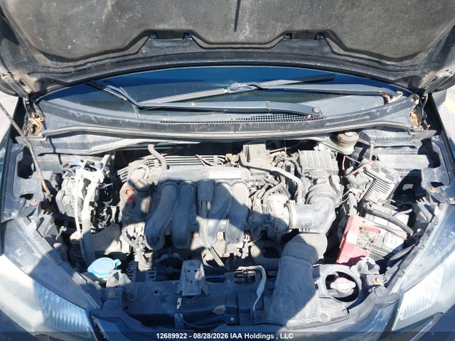 Honda FIT LX 2015 3HGGK5H58FM109657 Image 10