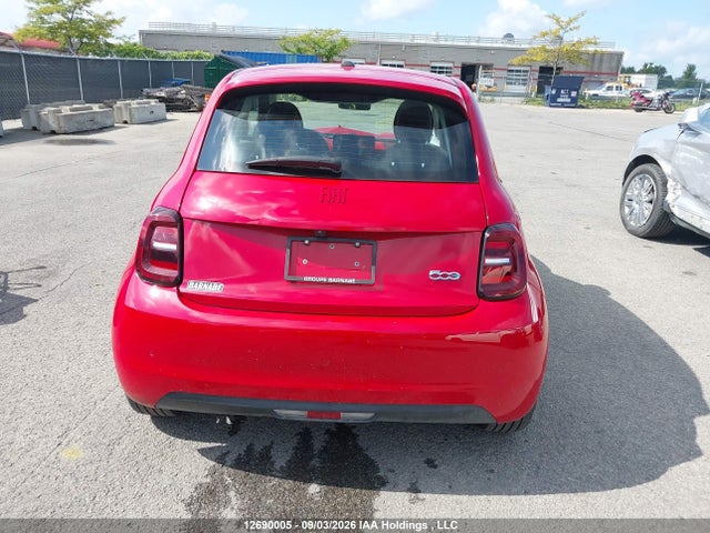 Fiat 500 E Red 2024 ZFAFFAA44RX213500 Image 17
