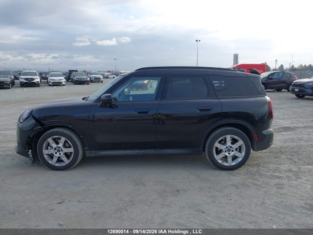 Mini COOPER COUNTRYMAN 2027 WMZ23GA09V7V94593 Image 15