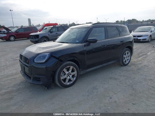 Mini COOPER COUNTRYMAN 2027 WMZ23GA09V7V94593 Image 2
