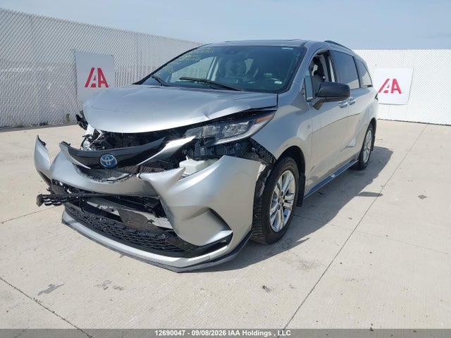 Продаж на аукціоні авто 2022 Toyota Sienna Le/xle/xse/limited/platinum, vin: 5TDGSKFC9NS053600, номер лоту: 12690047
