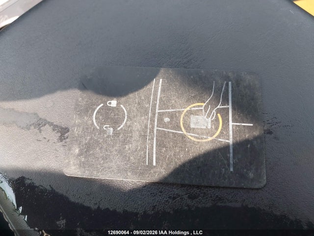2024 Tesla Model Y Long Range/rwd მანქანა იყიდება აუქციონზე, vin: 7SAYGDEDXRF990111, აუქციონის ნომერი: 12690064