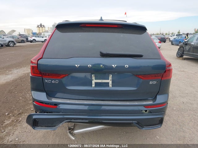 Volvo XC60 PLUS 2026 YV4M12RC6T1466163 Image 15