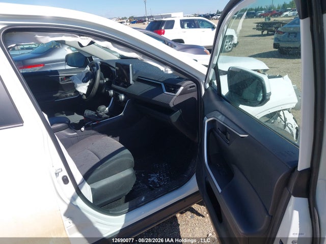 2T3B1RFV2SC541774 Toyota RAV4 LE