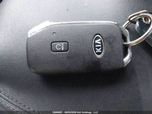 12690087 :رقم المزاد ، KNDEUCAA5M7134406 vin ، 2021 Kia Seltos مزاد بيع