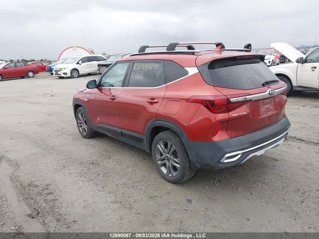 12690087 :رقم المزاد ، KNDEUCAA5M7134406 vin ، 2021 Kia Seltos مزاد بيع