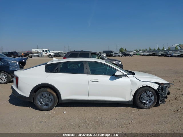 3KPFT4DEXSE094140 KIA K4 Lx/lxs